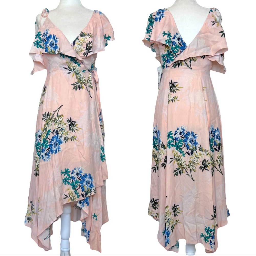 NWT ASTR The Label Yessenia Floral Wrap Midi Dress. Size XS - Picture 7 of 13